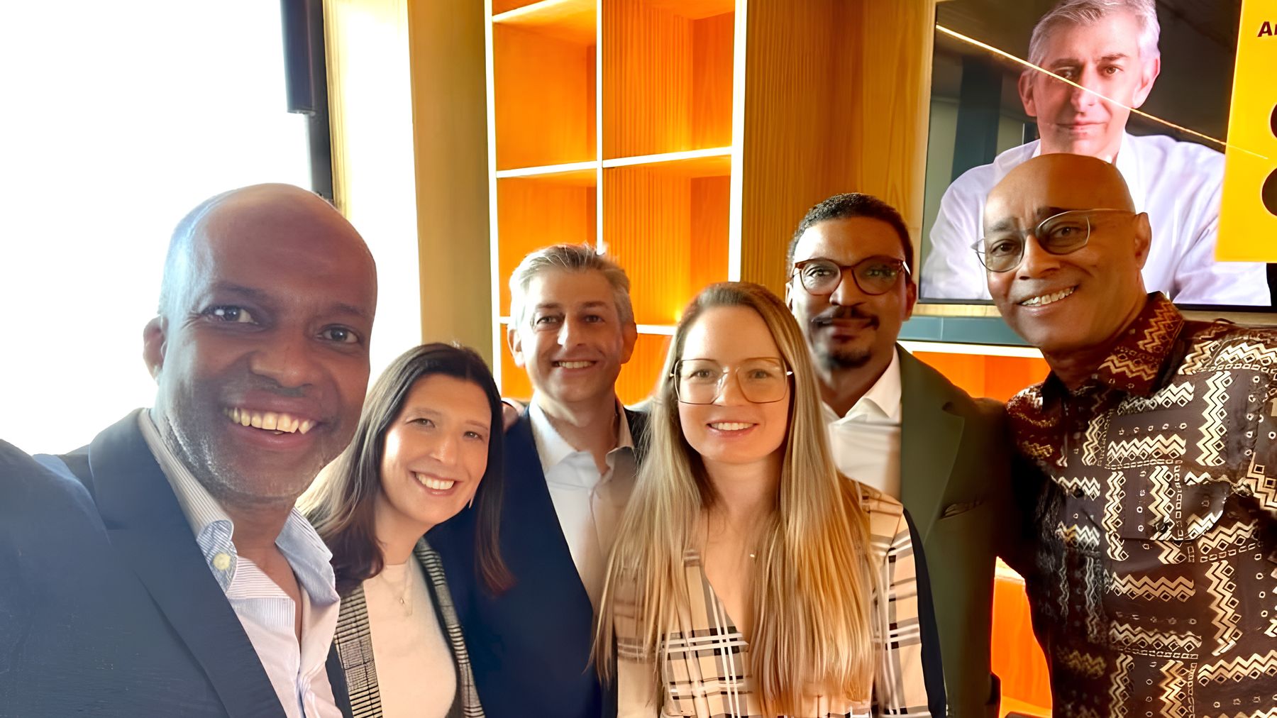 Representantes da AMD com congéneres internacionais